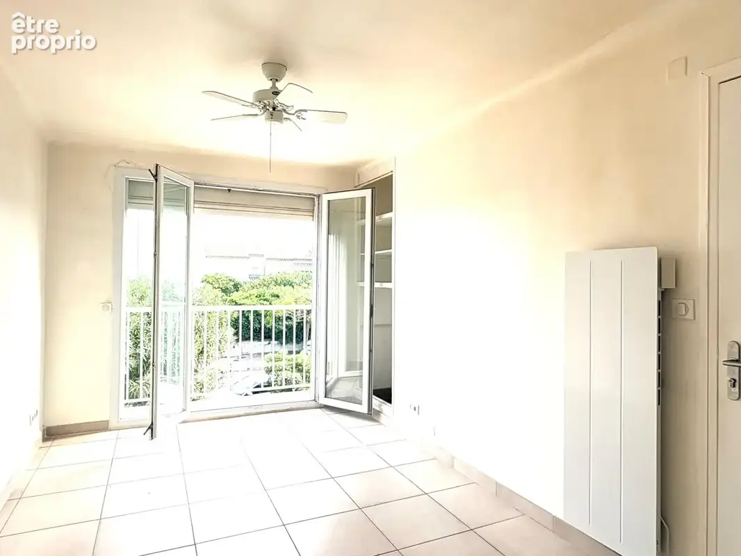 Palavas rive gauche , joli T2 traversant avec balcon vue mer - photo 11