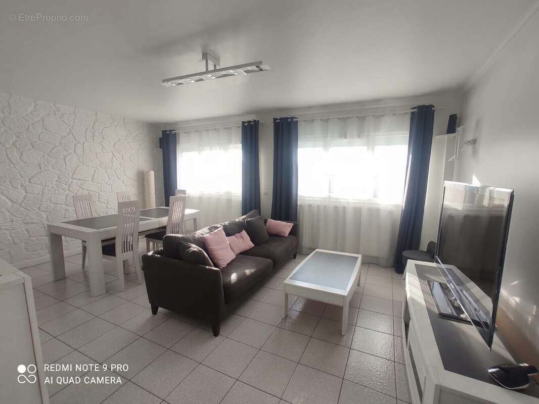 Maison à VIGNEUX-SUR-SEINE