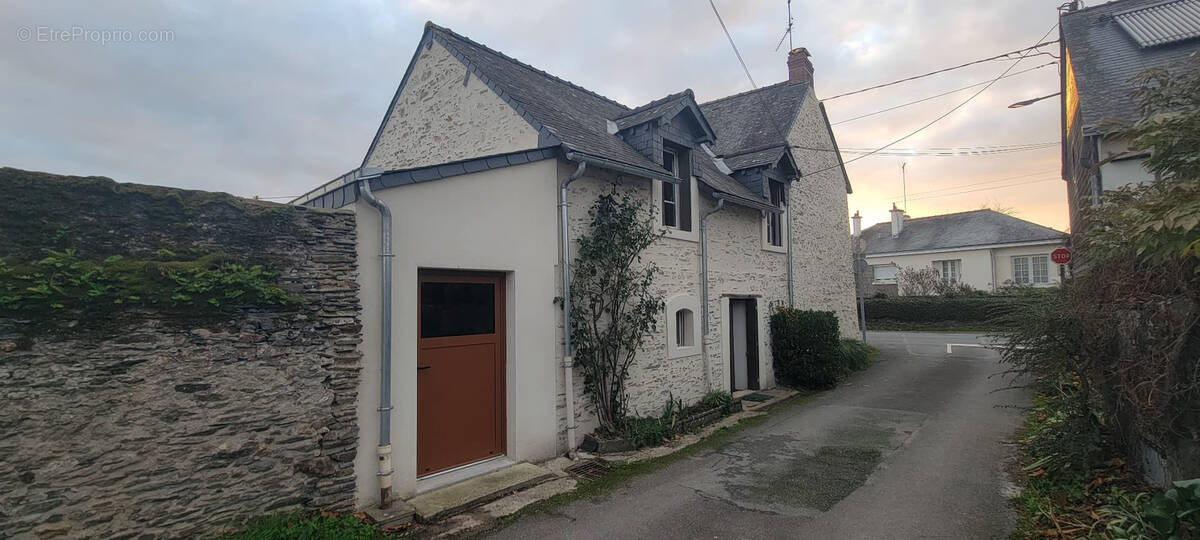 Maison à MURS-ERIGNE