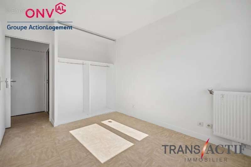 Appartement à SAINT-CYR-L'ECOLE