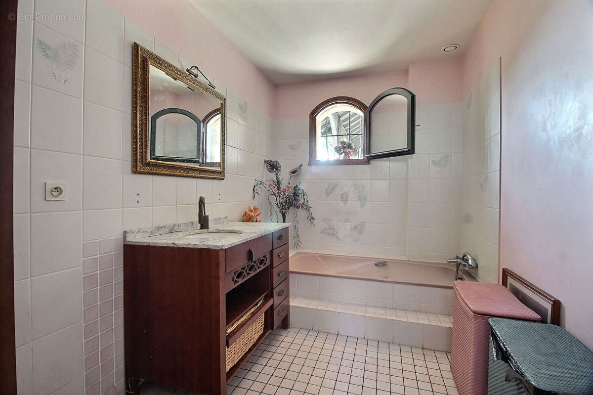 Maison à CLERMONT-FERRAND