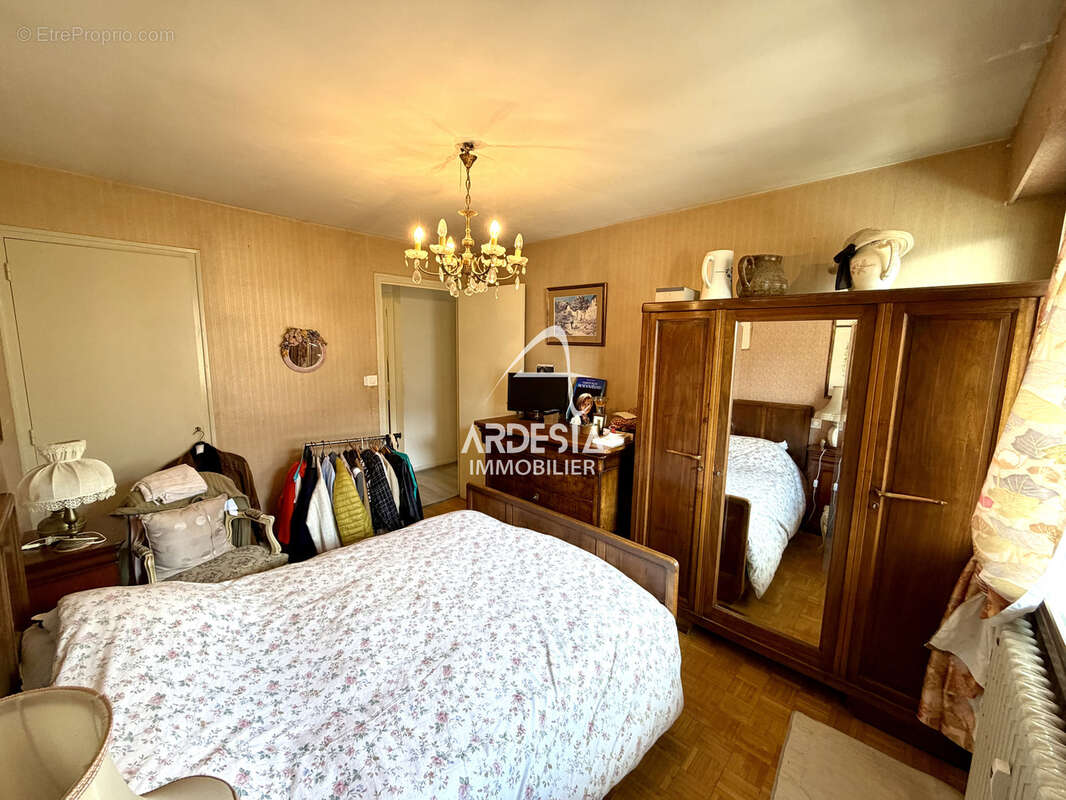 Appartement à SAINT-JEAN-DE-MAURIENNE
