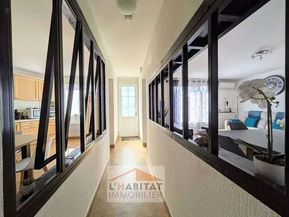 Maison de village - 124m ² - photo 6