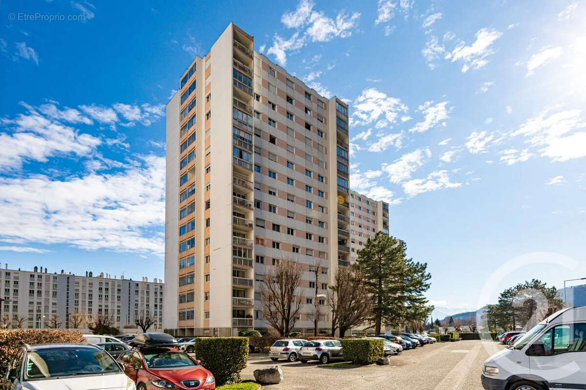 Appartement à SASSENAGE