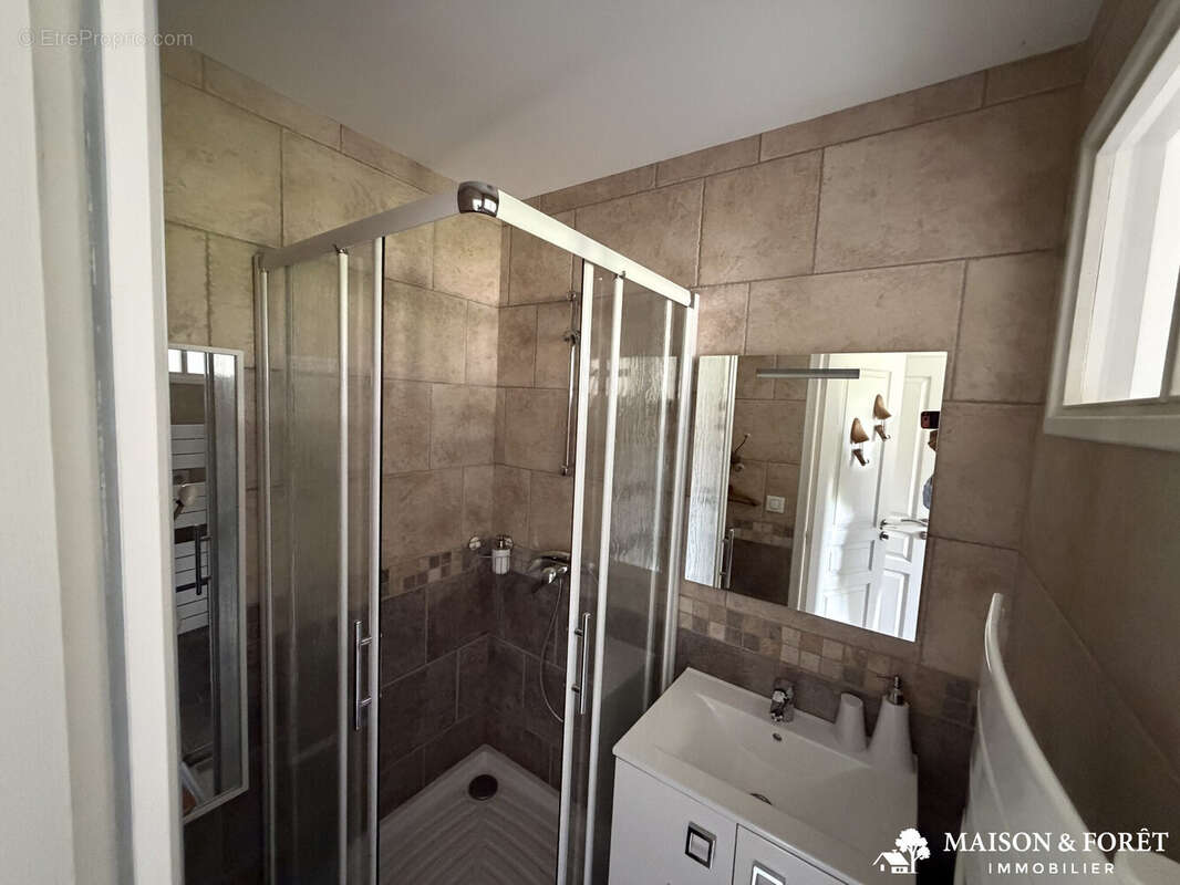 Maison 145 m² à Bleneau  - photo 7