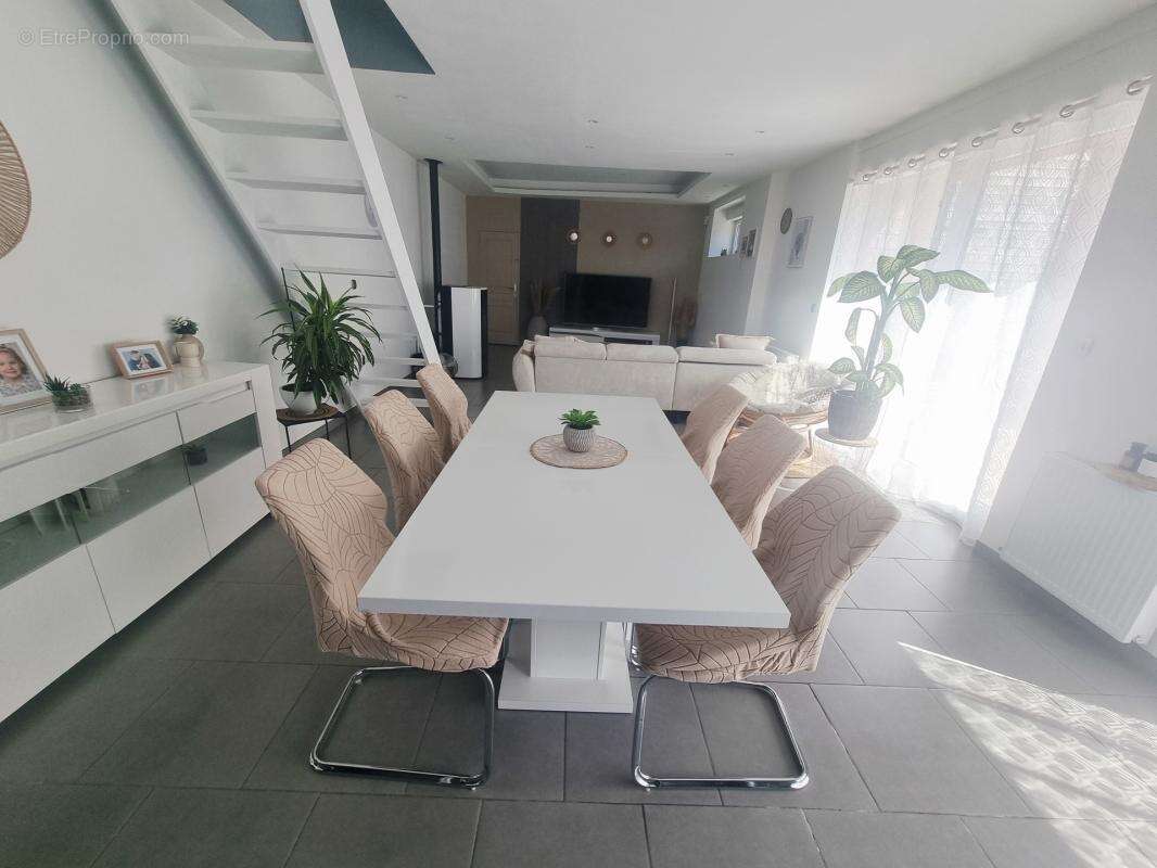 Longère avec grange, DPE C, 4 chambres dont 1 suite, jardin - photo 9