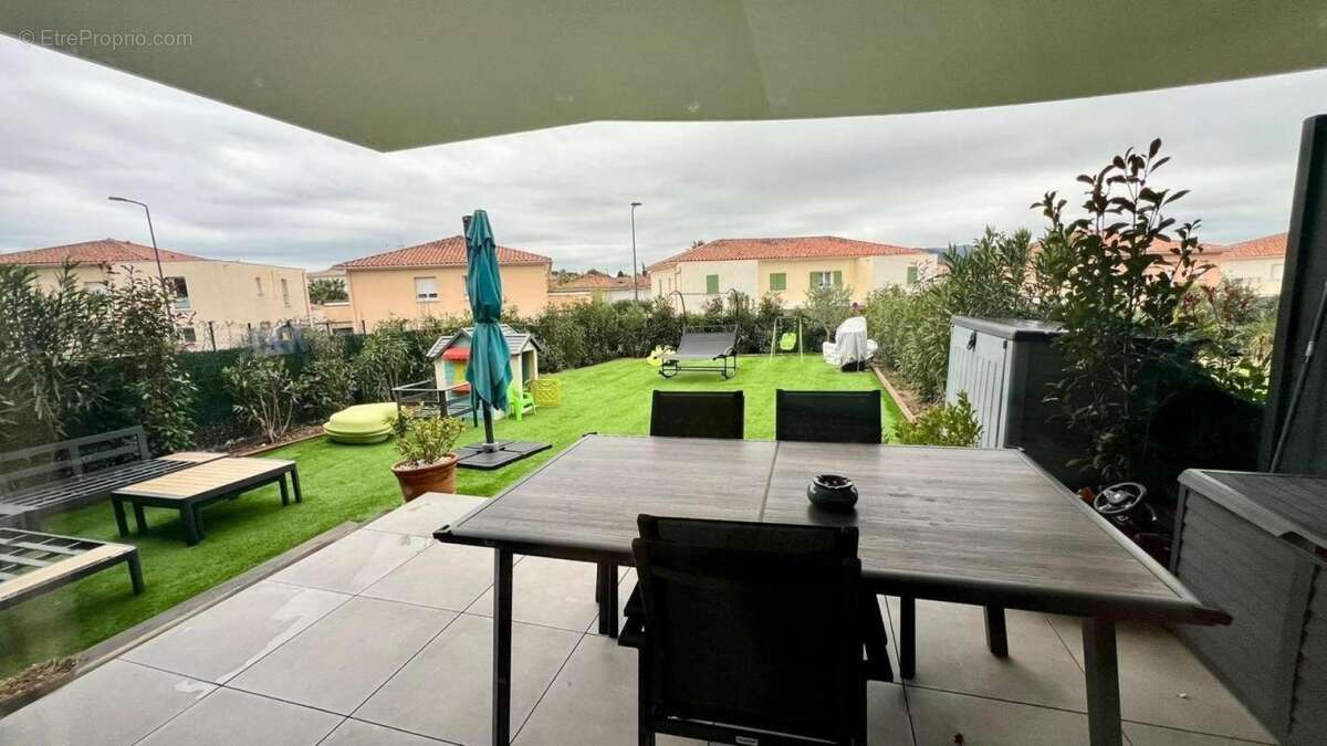 Appartement à PUGET-SUR-ARGENS