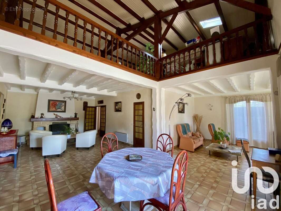 Photo 3 - Maison à ARES