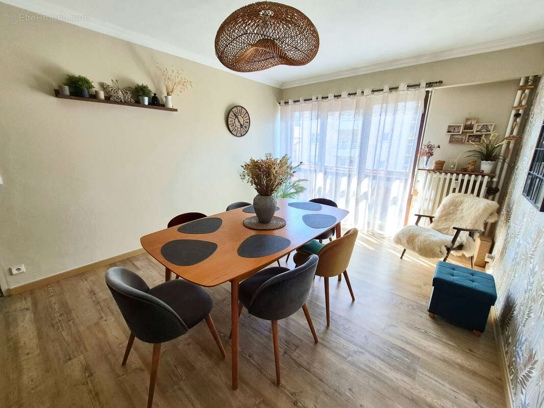 Appartement à SAINT-JULIEN-EN-GENEVOIS