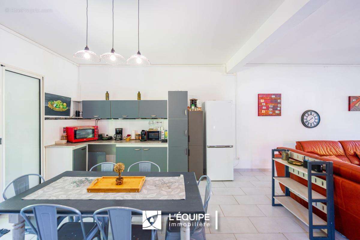 Maison à SAINT-DENIS