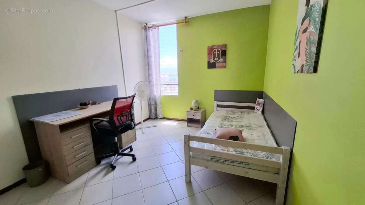 Appartement à POINTE-A-PITRE