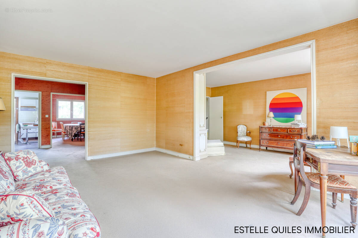 Appartement à VERSAILLES