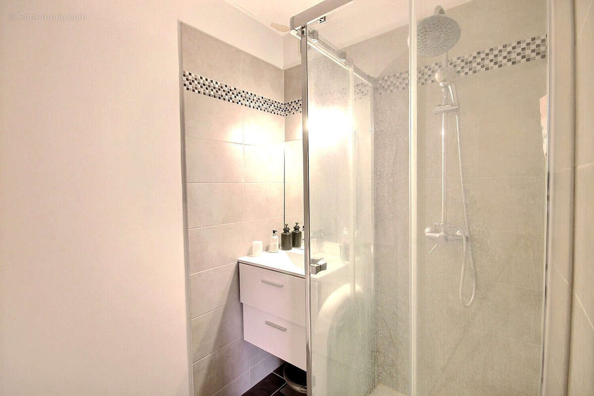 Appartement à FRESNES