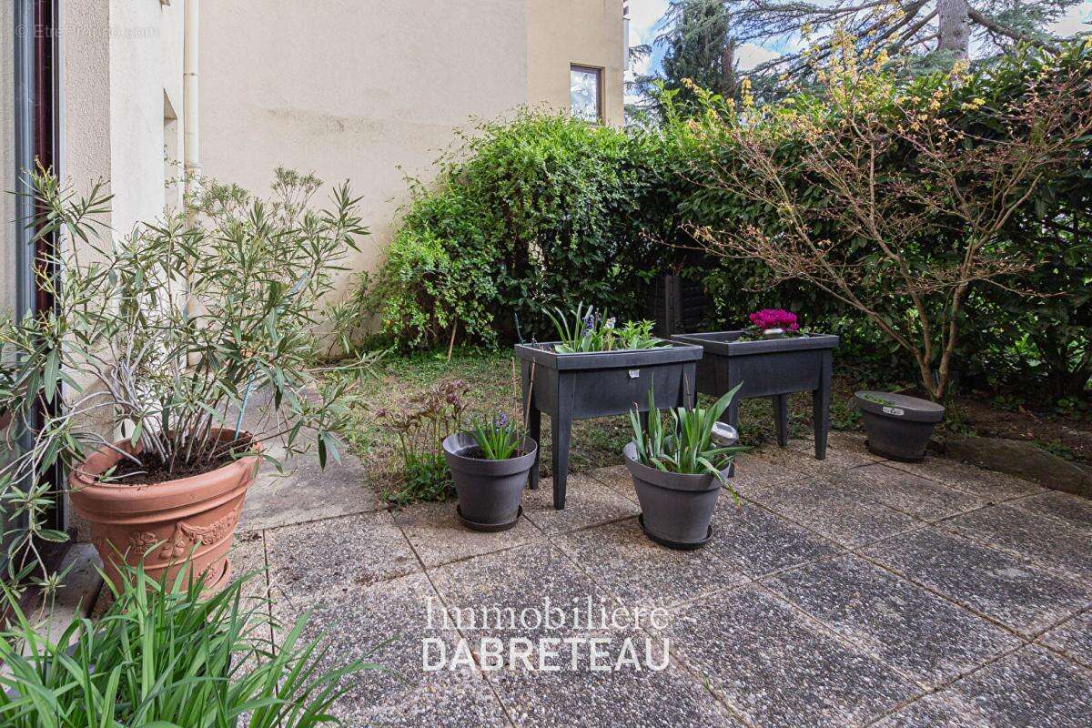 Appartement à CRAPONNE