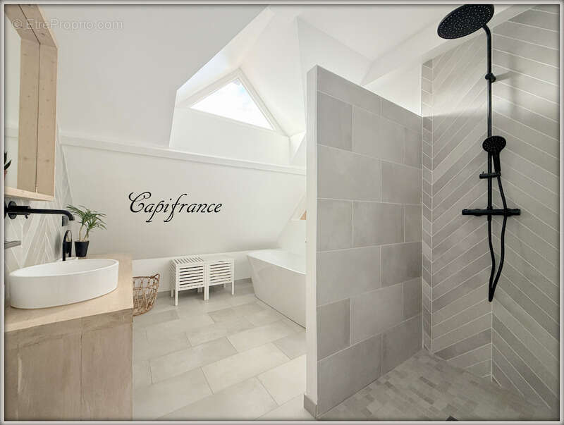 Maison à AULNAY-SOUS-BOIS