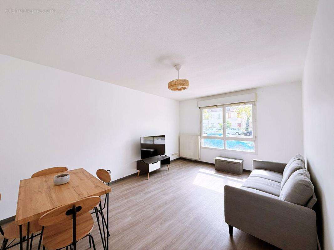 Appartement à LYON-8E