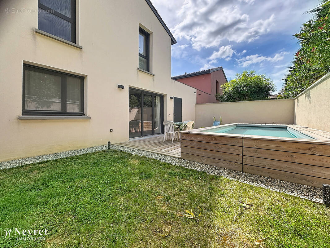 Maison à COMMUNAY