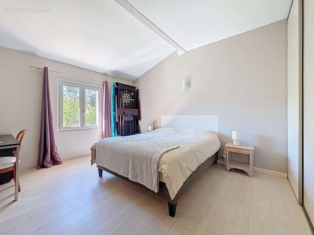 Maison à ROQUEFORT-LES-PINS