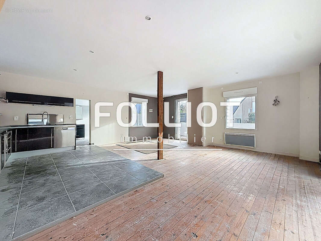 Maison à SAINT-PAIR-SUR-MER