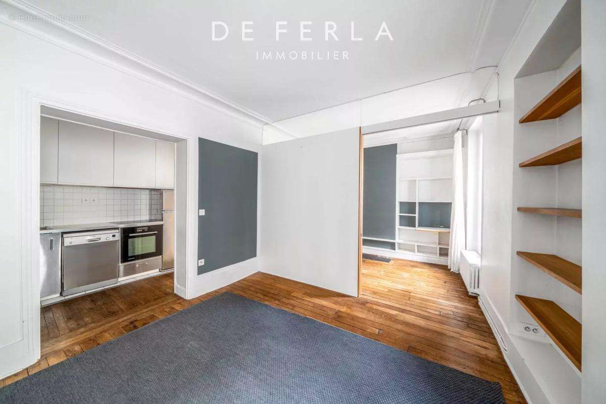 Appartement à PARIS-14E