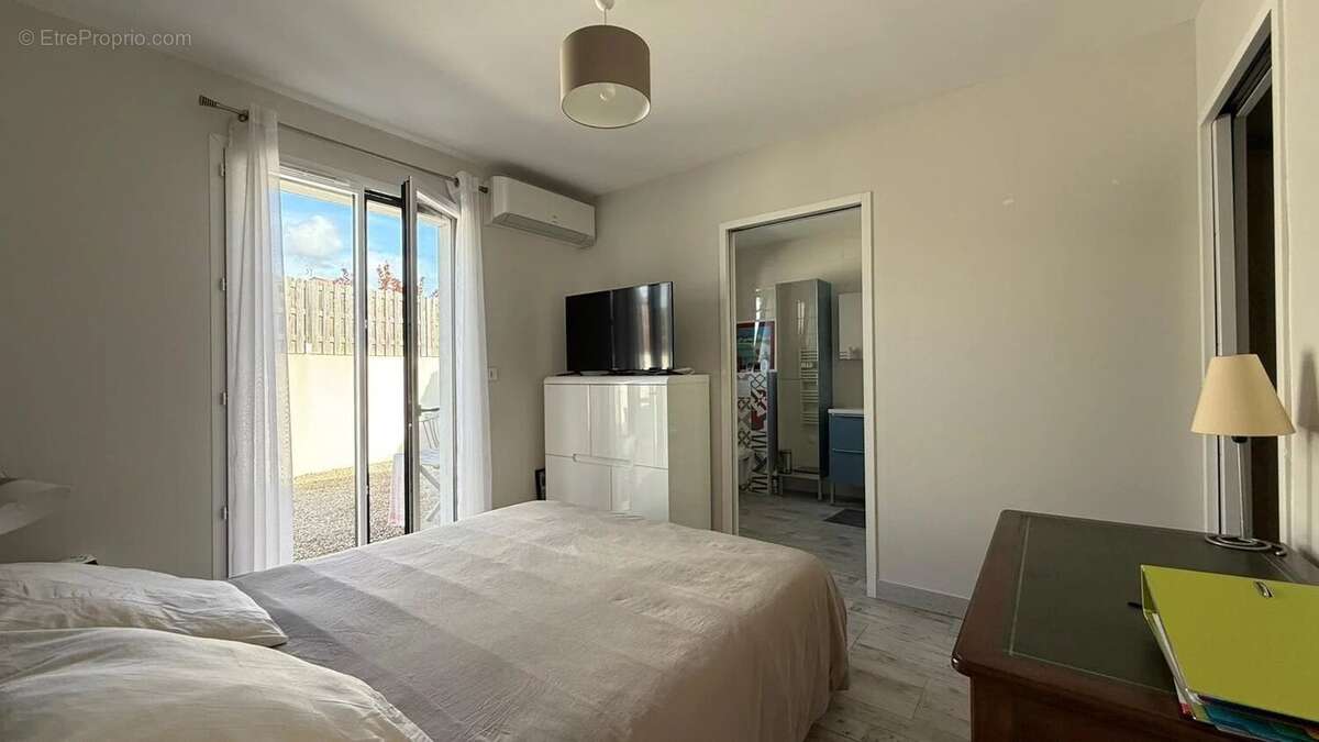 Maison à VAUX-SUR-MER