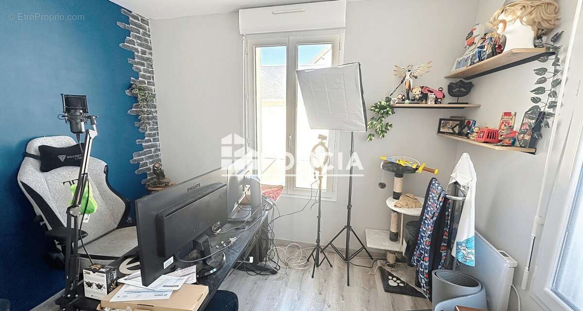 Maison à FLEURY-SUR-ORNE