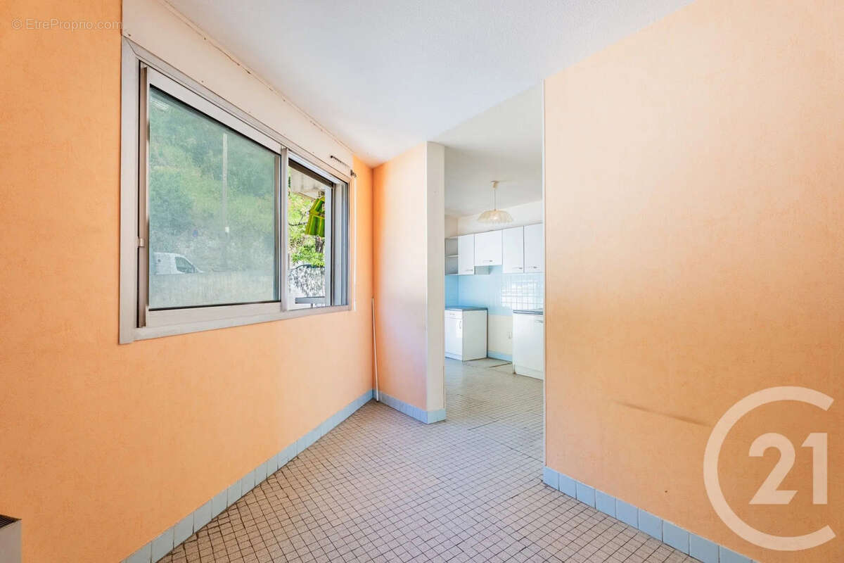 Appartement 64 m² à Nice  - photo 8