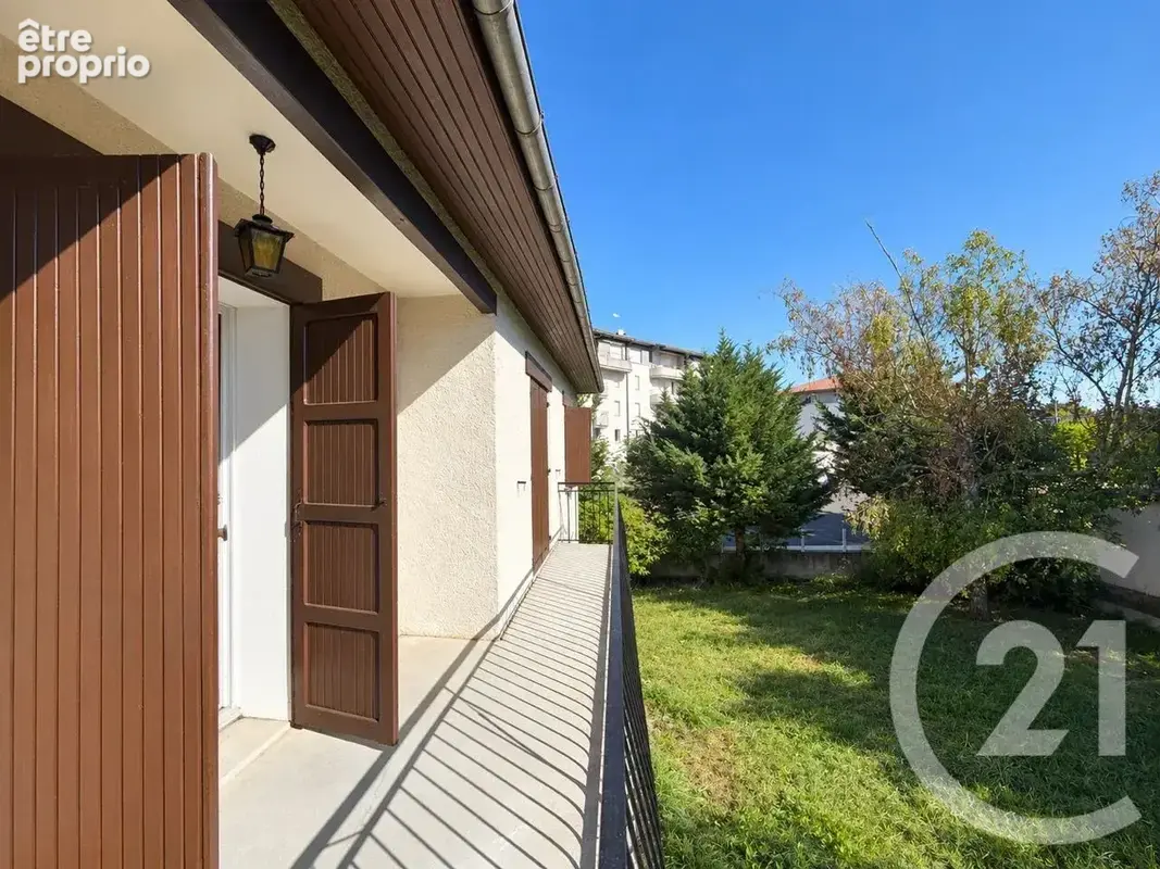 Maison 6 pièces 121 m² à vendre à Aurillac (15000) - photo 4