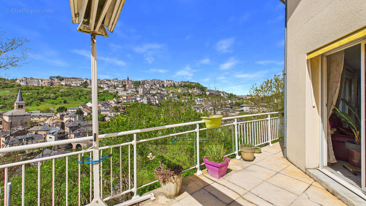 Belle maison de 134m2 avec magnifique vue panoramique. - photo 6