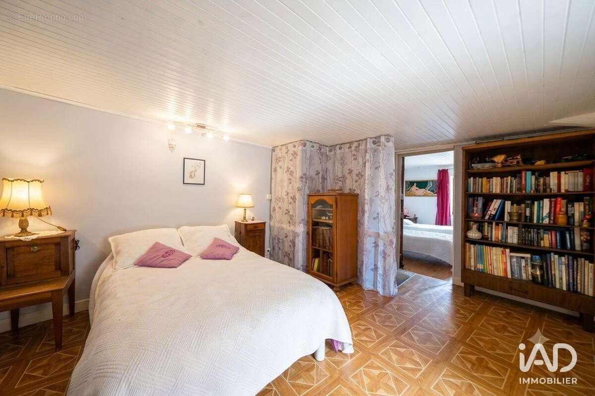 Maison 88 m² à Noyarey  - photo 8