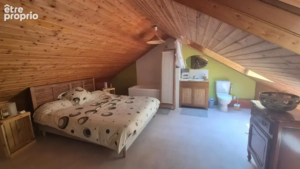 Maison sur terrain arboré à CHÂTEAU-THEBAUD - photo 10