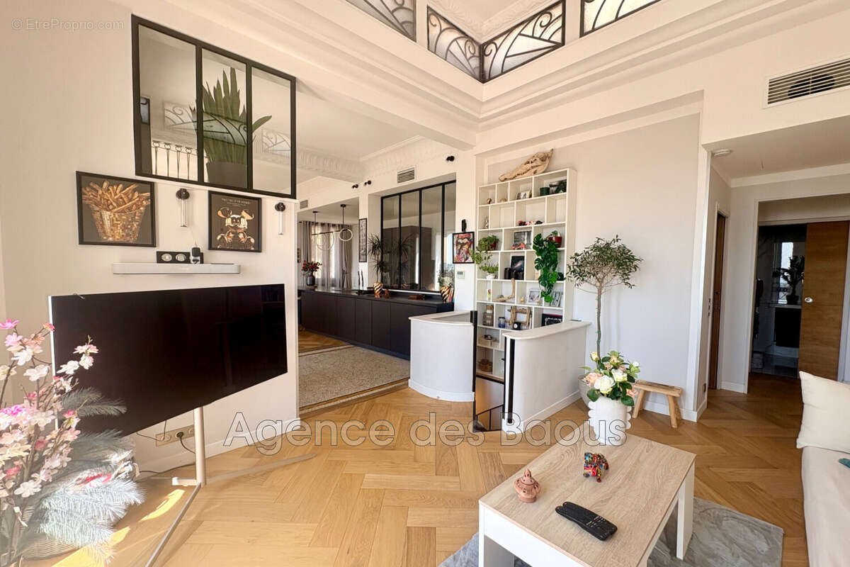 Maison 145 m² à Gattieres  - photo 9