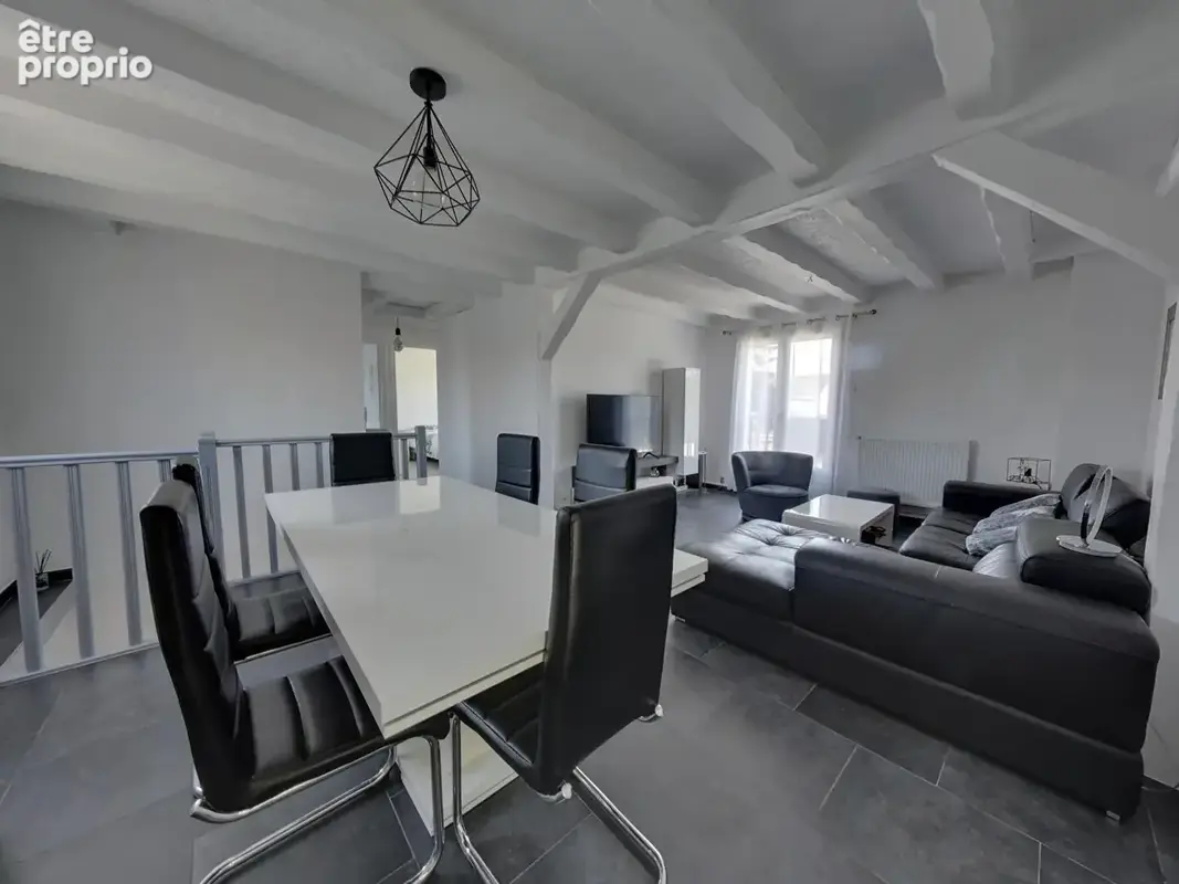 Maison Roissy En Brie 6 pièce(s) 99 m2 - photo 1