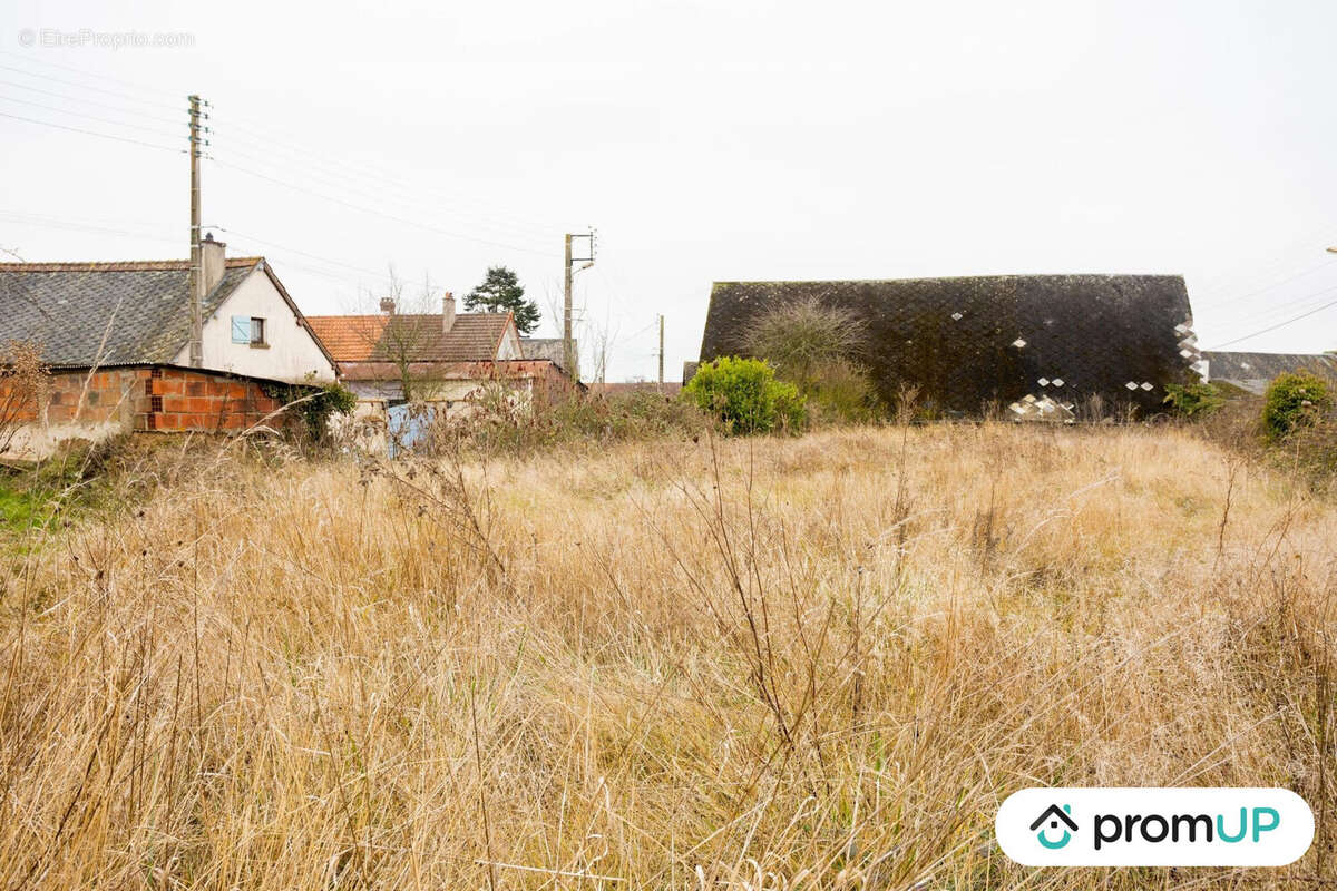 Terrain à ERMENONVILLE-LA-PETITE