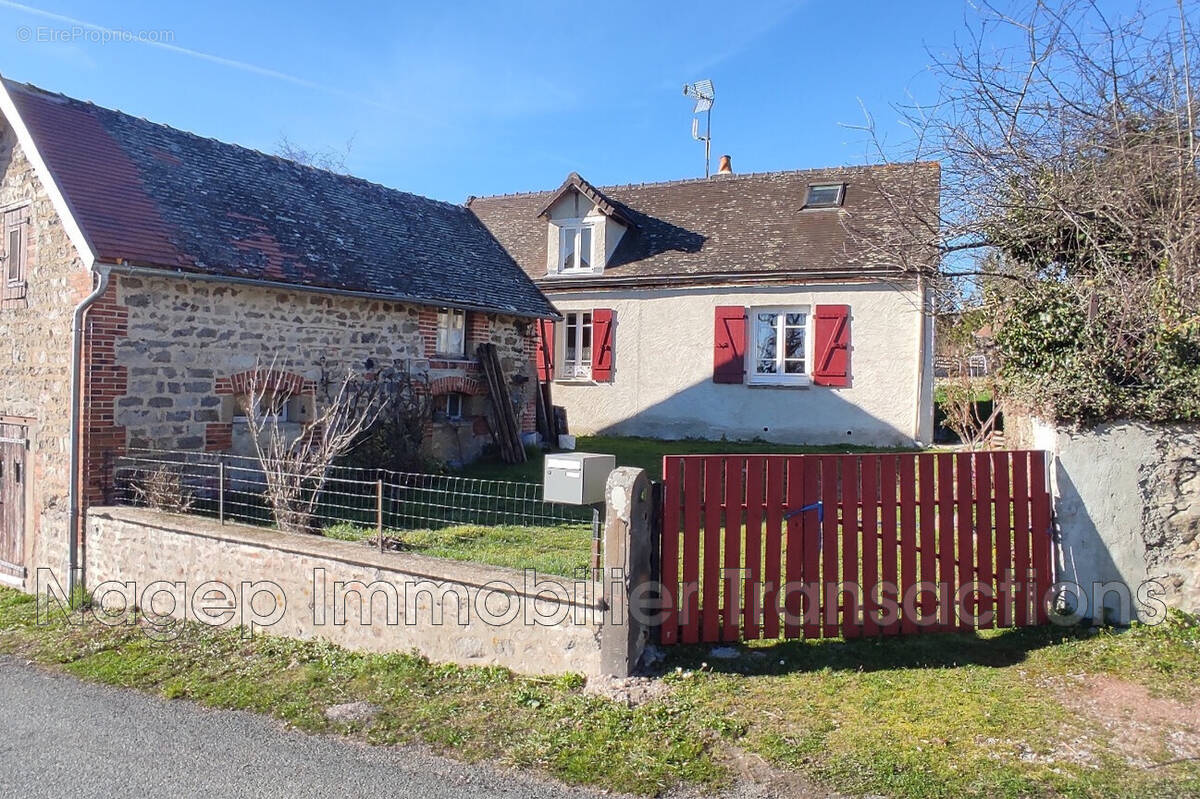 Maison à TREBAN