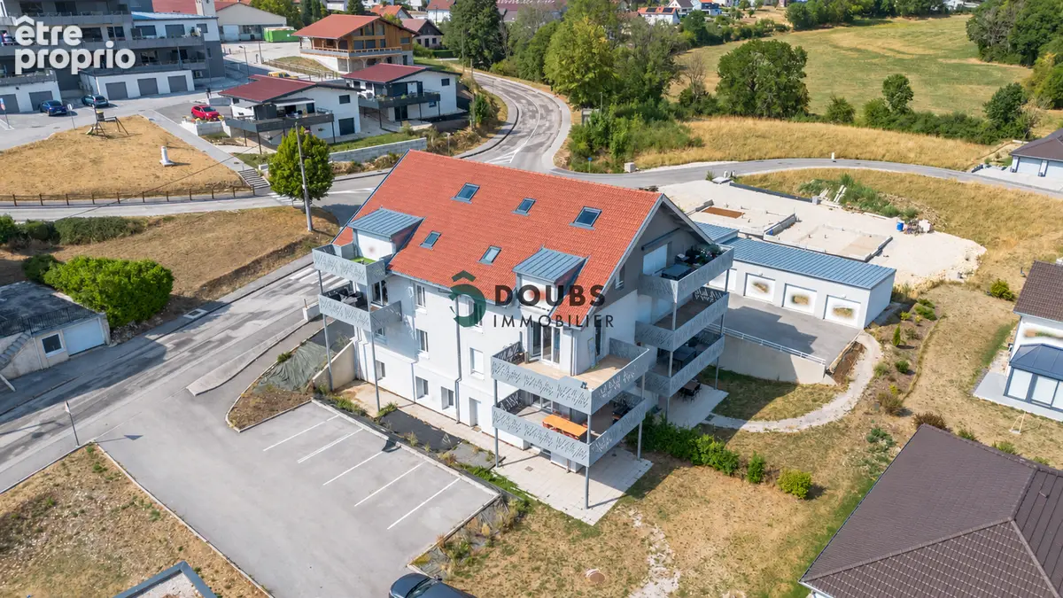 Photo Appartement à Orchamps-Vennes au prix de 209 000€