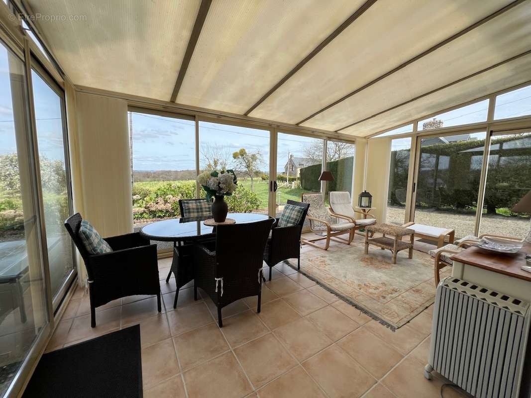 Jolie maison 6 pièces et 2500m2 au calme - photo 6