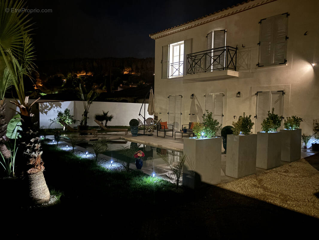 Maison à CAVEIRAC
