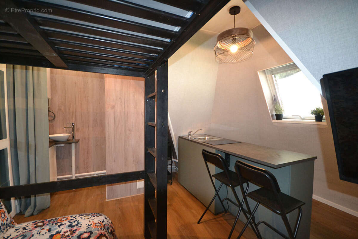 Appartement à PARIS-10E