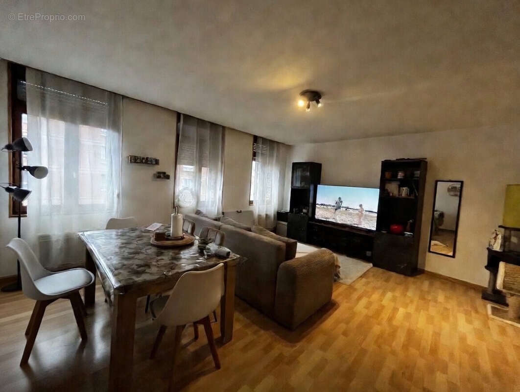 Appartement à BRUAY-SUR-L'ESCAUT