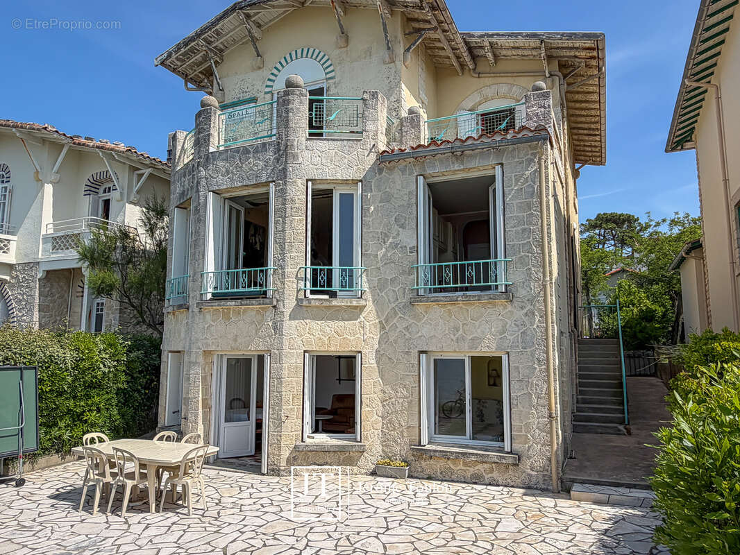 Maison à SAINT-PALAIS-SUR-MER