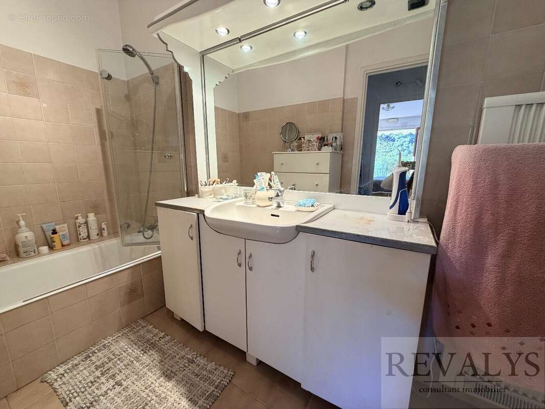 Appartement à ROQUEBRUNE-CAP-MARTIN