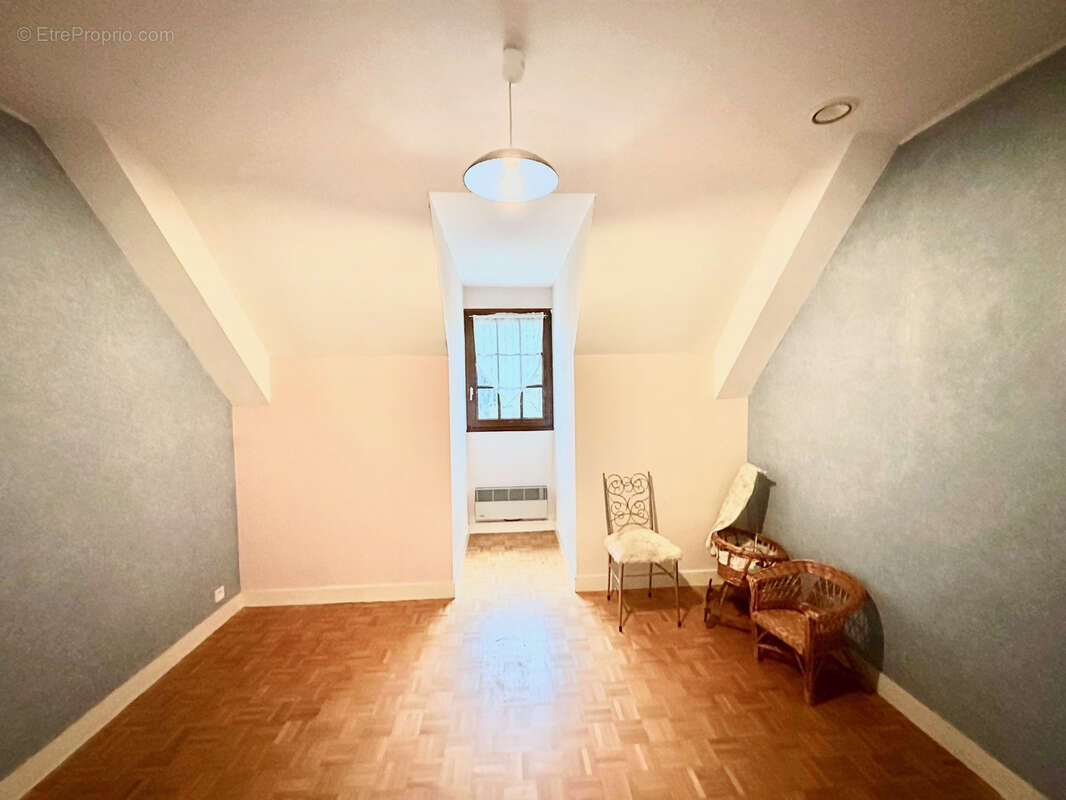 Maison à SAINT-GERMAIN-DU-PUY