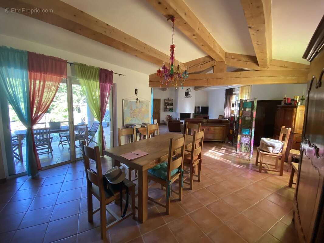 Maison à LA GARDE-FREINET
