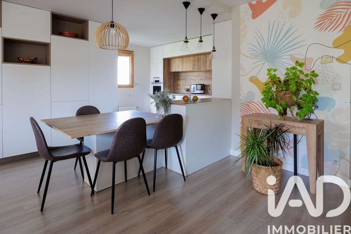 Appartement 96 m² à Craponne  - photo 5