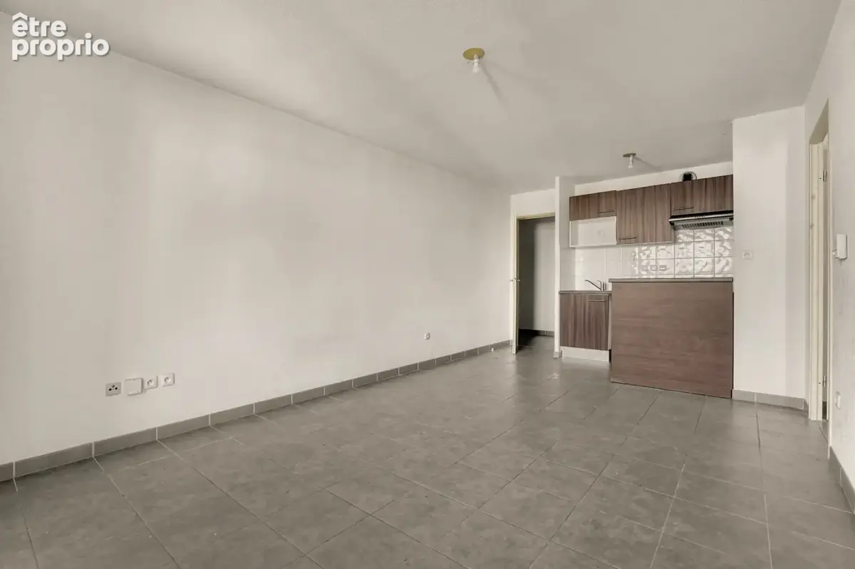 En exclusivité ! Dernier étage ! Appartement T2 de 47 m2 au 2ᵉ et dernier étage   Secteur Lalande. - photo 6