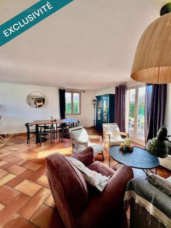 Photo 4 - Maison à LE PUY-SAINTE-REPARADE