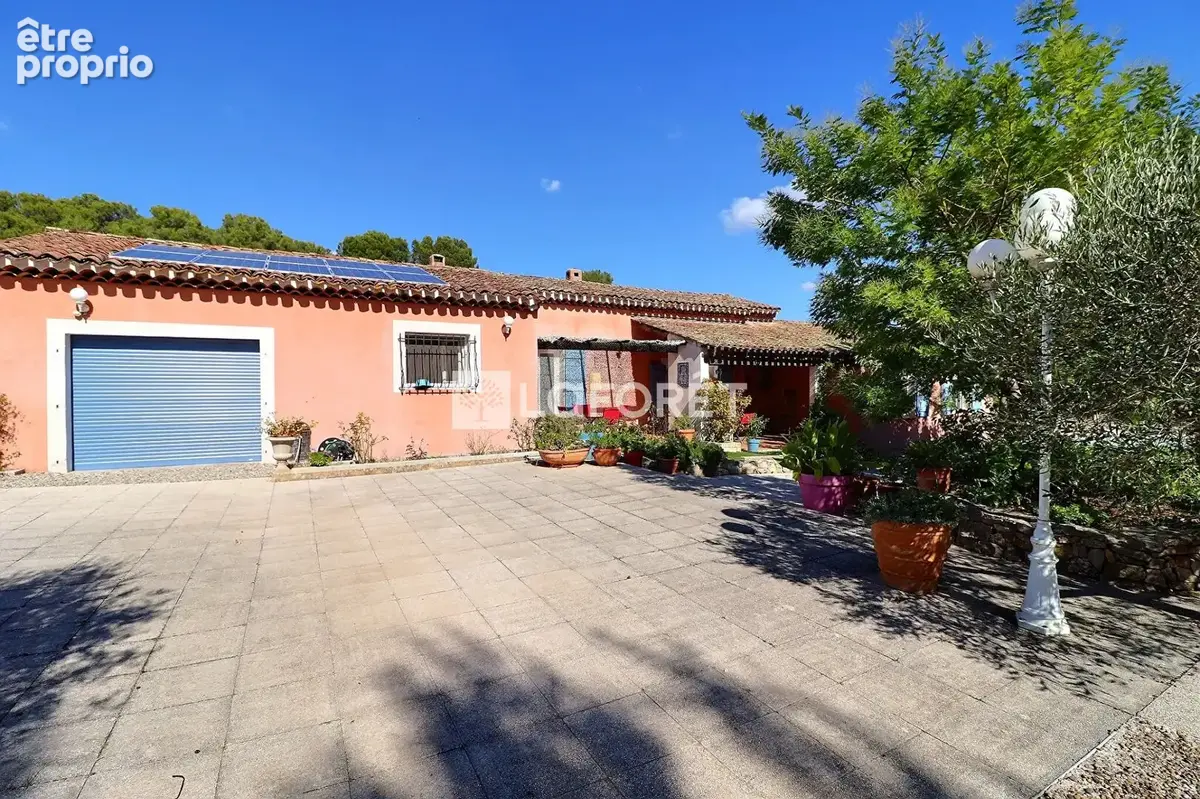 Maison Cuers 4 pièce(s) 117 m2 - photo 4