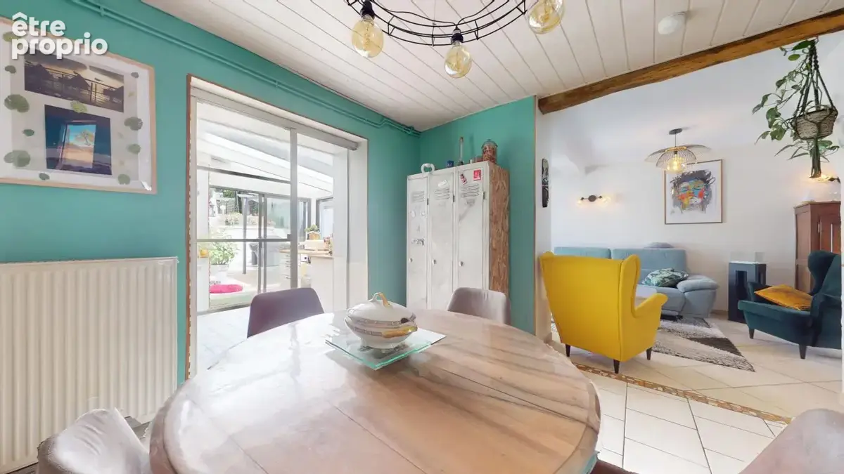 A VENDRE : Maison 6 pièces avec cour et jardin  ( à 20 mins de REIMS via l'autoroute A34) - photo 3