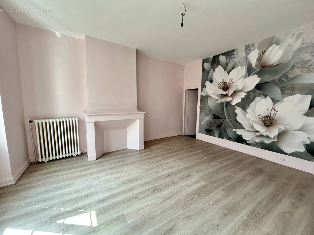 Maison à BEAUMONT-DE-LOMAGNE